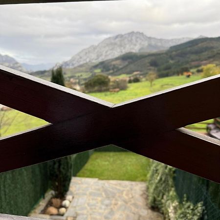 Chalet Turistico La Jenduda 奥耶多 外观 照片