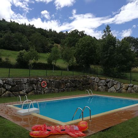 Chalet Turistico La Jenduda 奥耶多 外观 照片